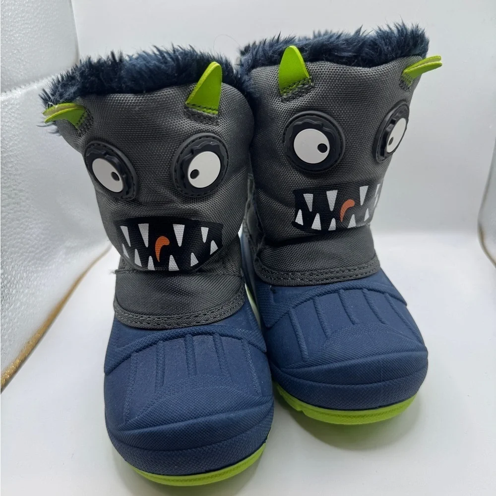 Cat & Jack Boys Toddler 5 Monster Face Snow Boots with Green Soles